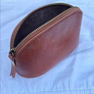 MADEWELL Brown Leather cosmetic bag